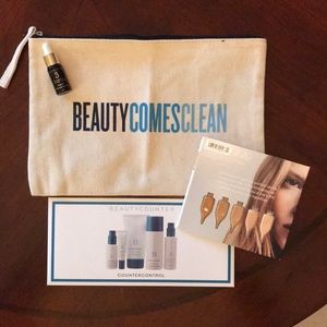 Beautycounter “try me” pouch